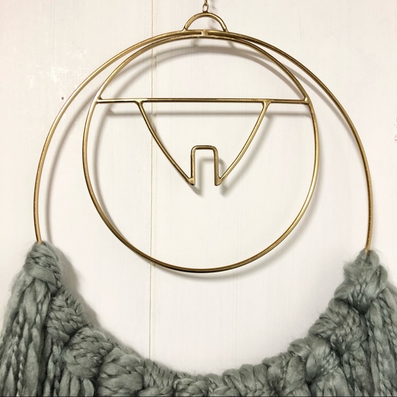 Yarn and Gold Tone Metal Wall Hanging - Picture 4 of 10